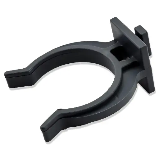 Mounting hooks for skirting board